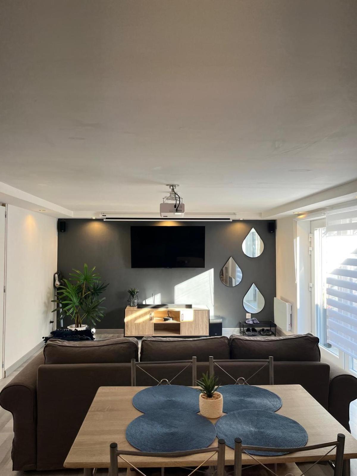 Tres Bel Appartement Type Loft De 40 M2 Dans Maison Avec Parking Privatif Lingolsheim Extérieur photo